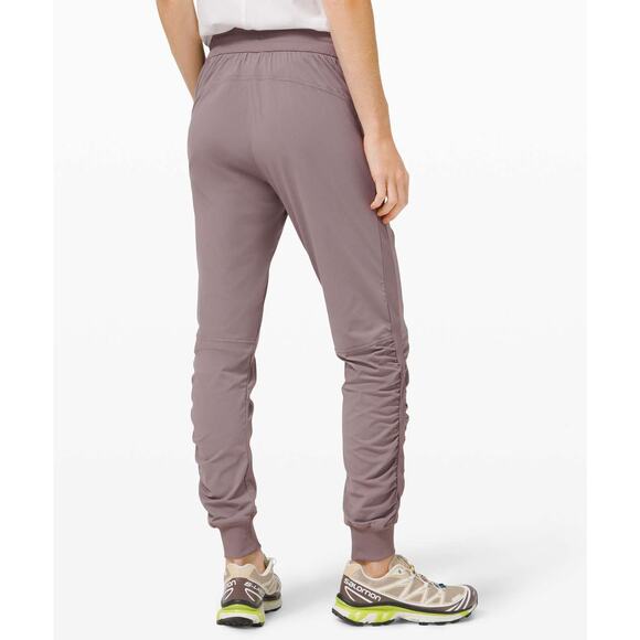 Lululemon Beyond the Studio High Rise Jogger Pant Lunar Rock Size 6 - Picture 3 of 7